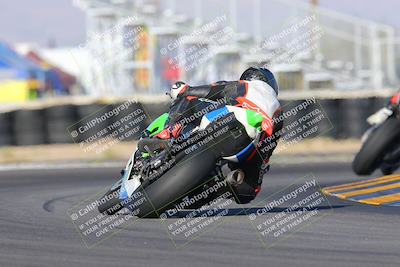 media/Oct-29-2022-CVMA (Sat) [[14c0aa3b66]]/Race 9 Amateur Supersport Middleweight/